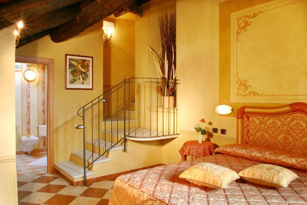 Hotel Leon D'Oro Orta San Giulio Habitación foto